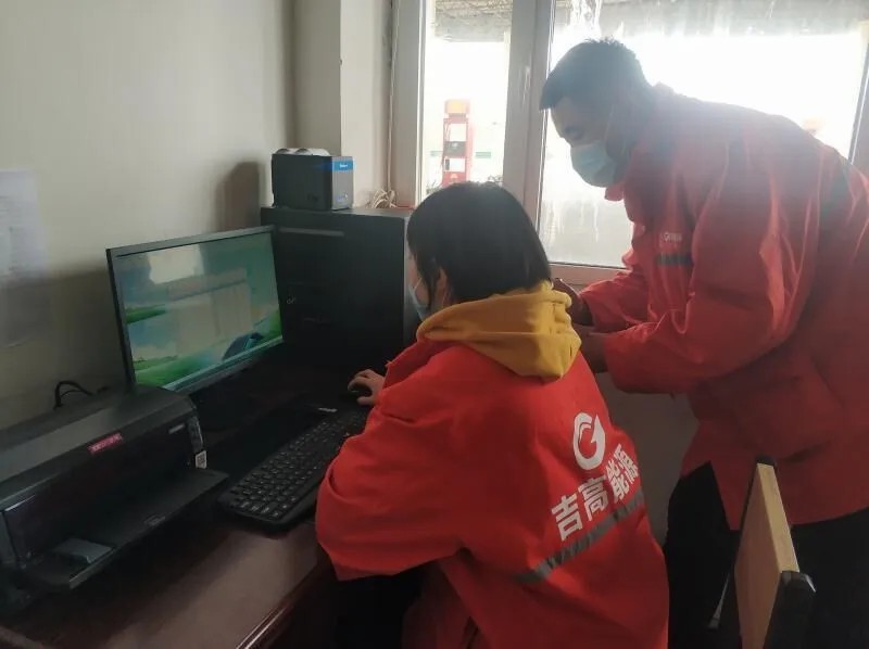 自营加油站首次进行加油员业务能力考核1.jpg