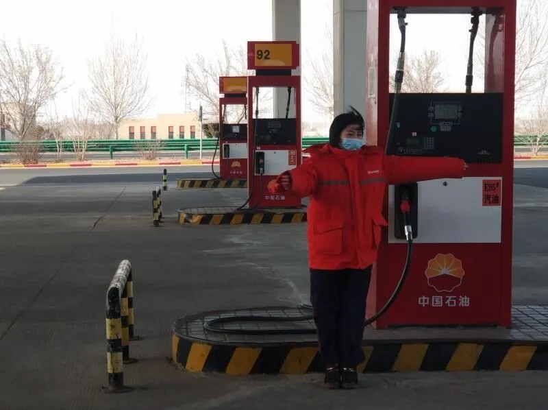 自营加油站首次进行加油员业务能力考核2.jpg